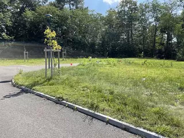 Terrain vente à France métropolitaine, Bourg