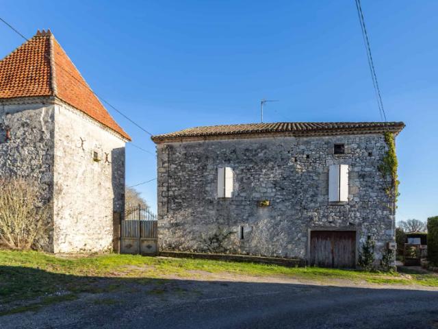 Château vente à Castelsarrasin, Bourg-de-visa