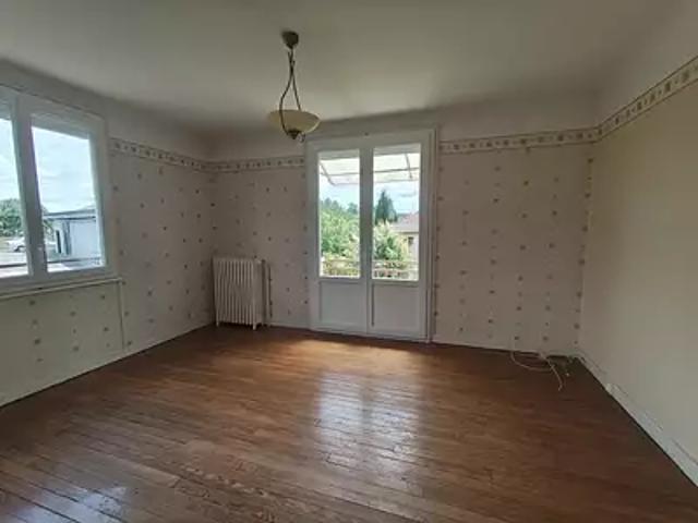Maison vente à Bourg-Lastic, Puy-de-Dôme