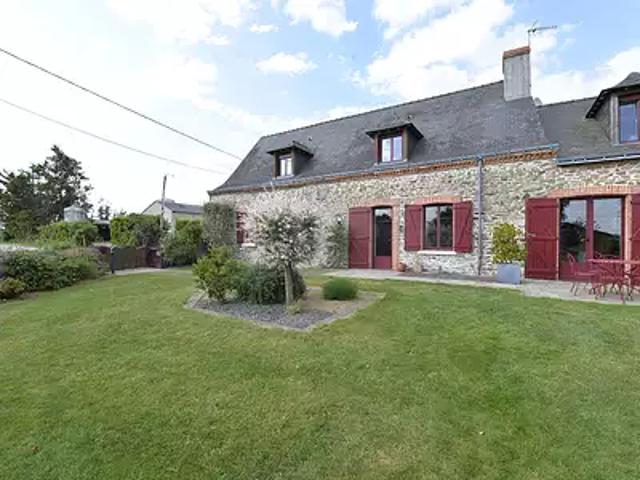 Maison vente à Segré, Bourg-l'evêque