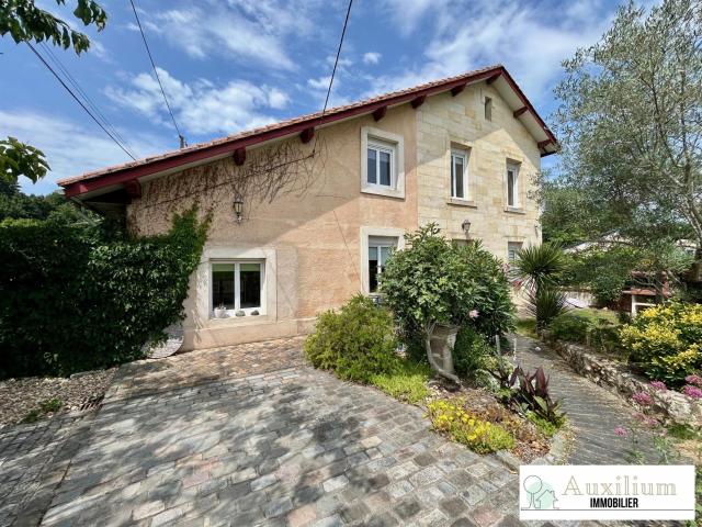 Maison vente à Blaye, Bourg