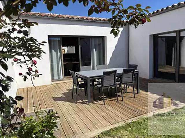 Maison vente à La Rochelle, Bourgneuf