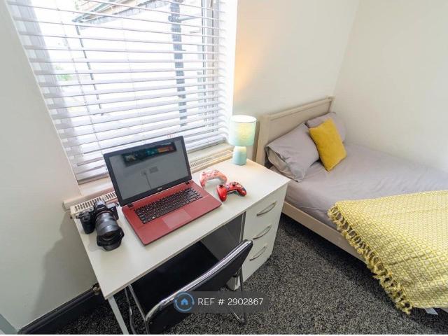 Studio for rent in Bournbrook, West Midlands