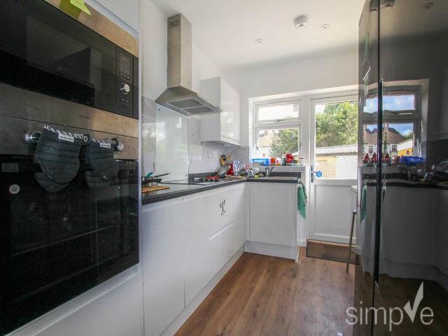 Room for rent in Hayes, Greater London