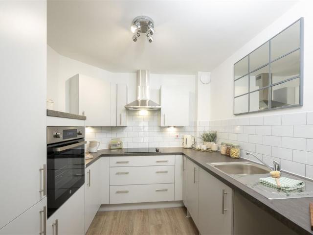 Apartment for rent in Ringwood, Ashurst Bridge