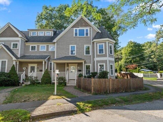 Condo for sale in Auburndale, Massachusetts