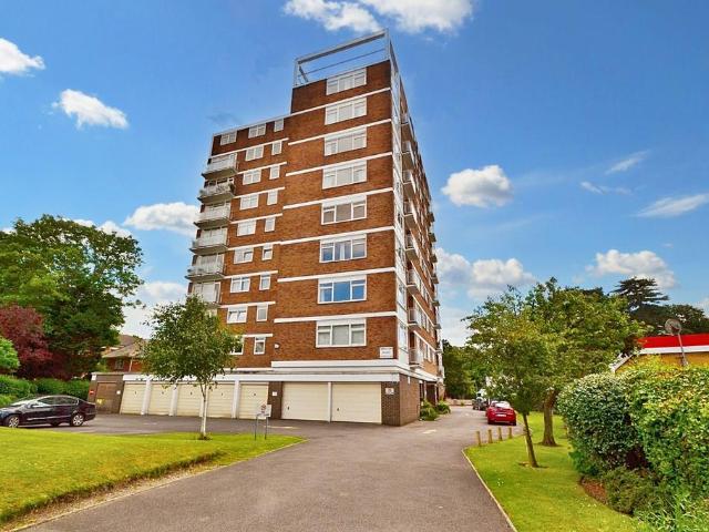 Apartment for rent in Lansdowne, Springbourne