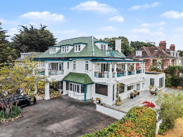 Apartment for rent in West Cliff, Bournemouth