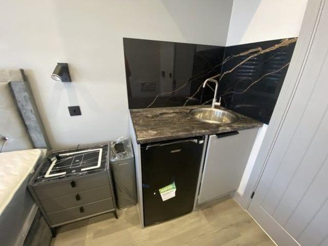 Studio for rent in Alton Barnes, Essex
