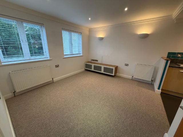 Apartment for rent in Parkstone, Poole
