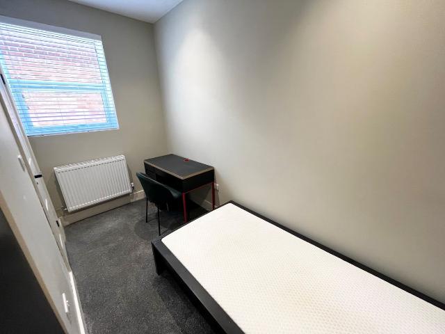 Apartment for rent in Penn Hill, Poole