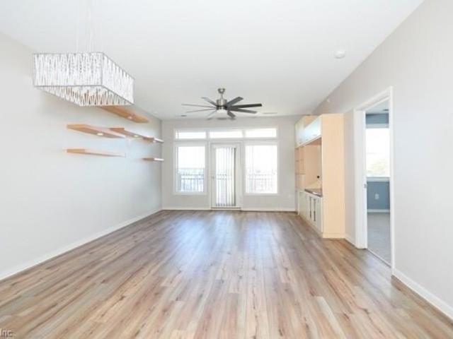 Condo for sale in Norfolk
