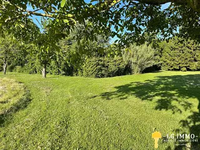 Terrain vente à Saintes, Boutenac-touvent