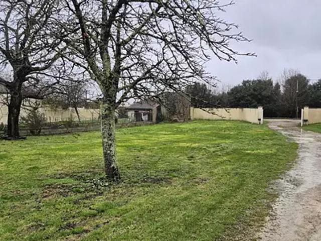 Terrain vente à France métropolitaine, Boutiers-saint-trojan