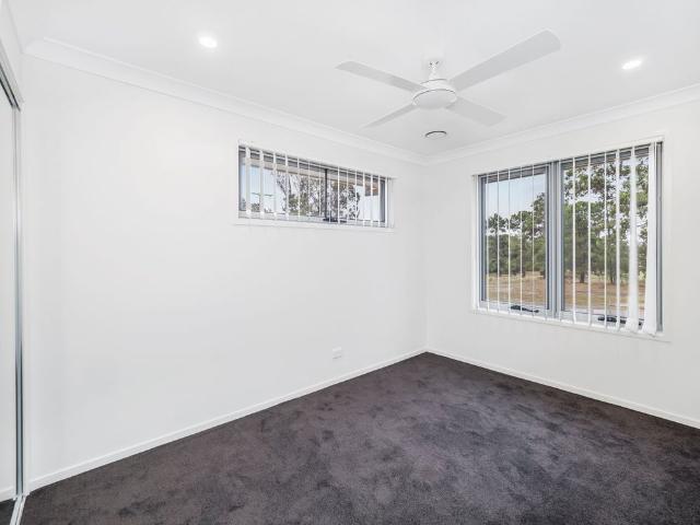 Townhouse for rent in Fernbrook, Queensland