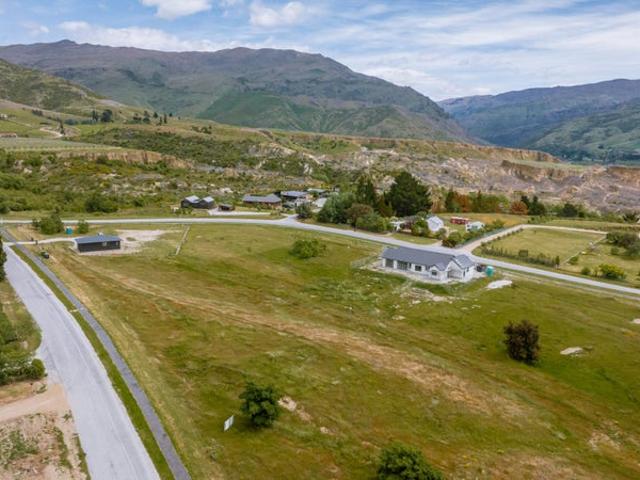 Land for sale in Otakou