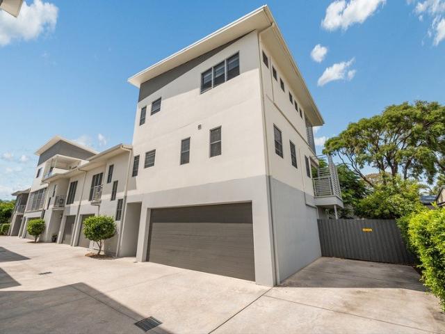 Townhouse for sale in Toombul, Queensland