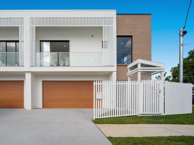 Townhouse for sale in Toombul, Queensland