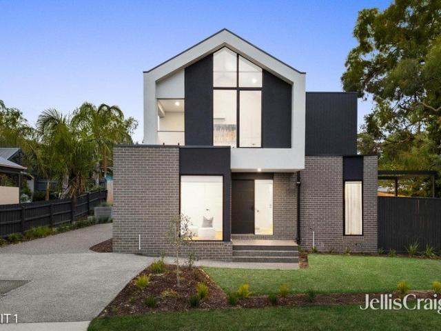Townhouse for sale in Croydon, Melbourne
