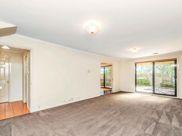 Townhouse for rent in Bruce, District of Belconnen