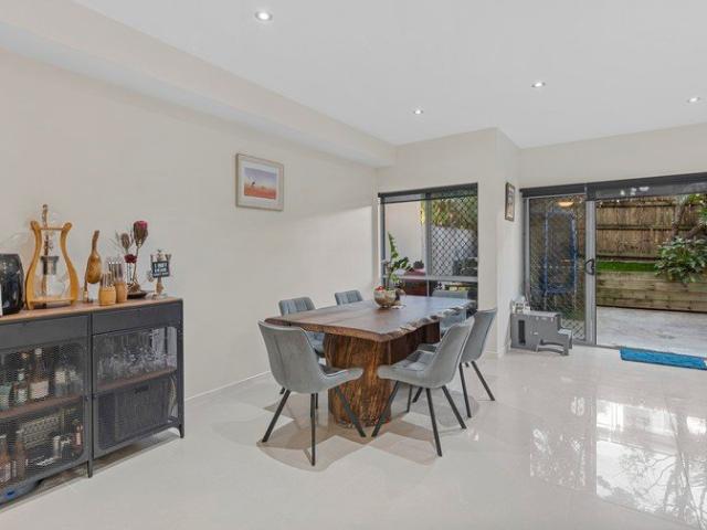 Townhouse for sale in Toombul, Queensland
