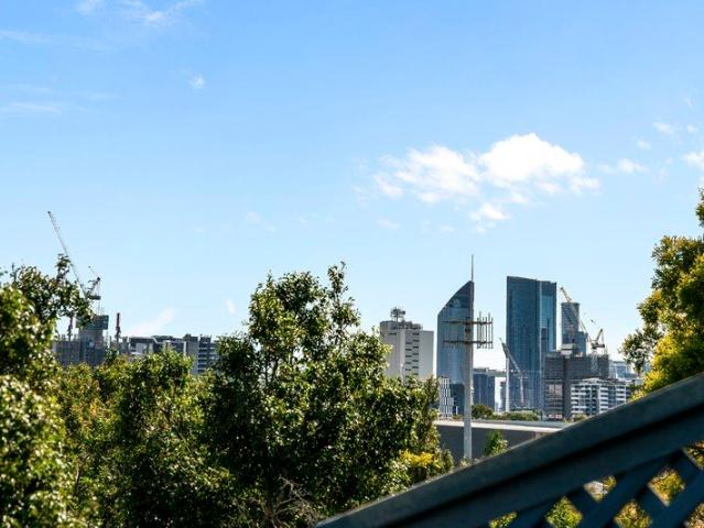 Townhouse for sale in Toombul, Queensland