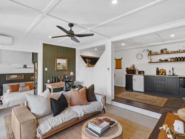Granny Flat for rent in Tamborine Mountain, Queensland