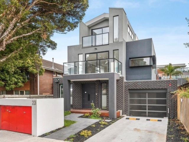 Townhouse for sale in Camerons Creek, Victoria