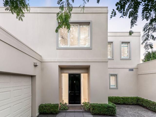 Townhouse for sale in Camerons Creek, Victoria