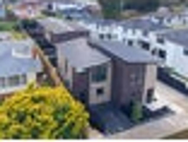 House for sale in Blockhouse Bay