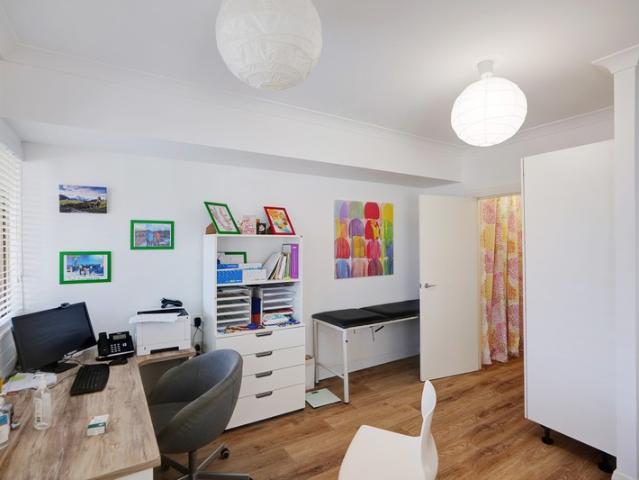 Office for sale in Cockburn, Western Australia