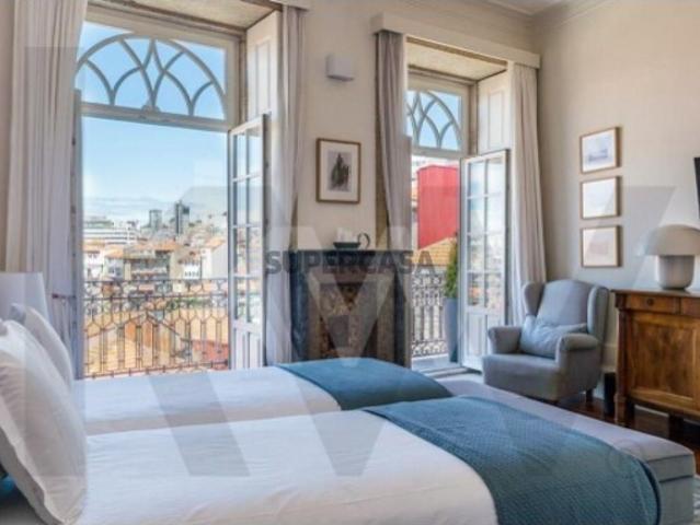 Armazém venda em Porto, Cedofeita