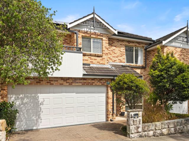 Townhouse for sale in Sydney, New South Wales