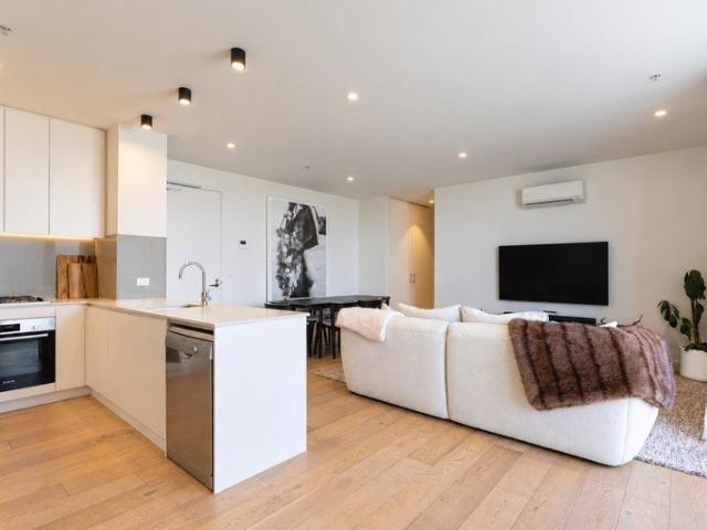Apartment for sale in Hampton East, Melbourne
