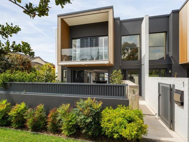 Townhouse for sale in Sutherland Shire, Sydney