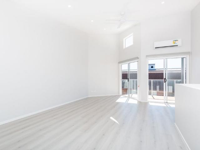 Townhouse for rent in Toombul, Queensland