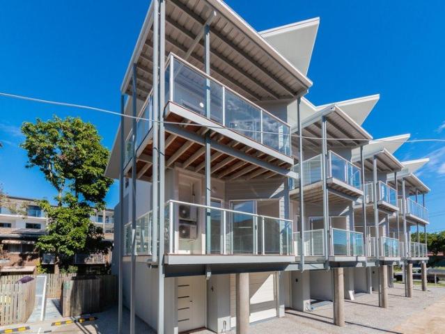 Townhouse for rent in Toombul, Queensland