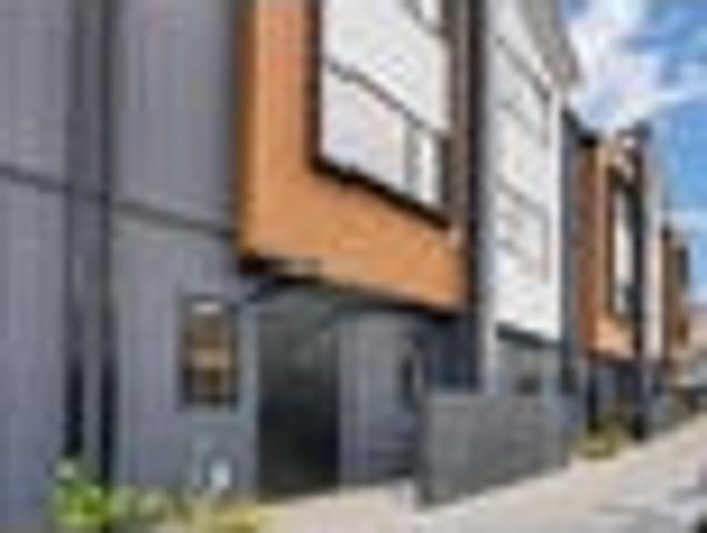 House for sale in Takapuna