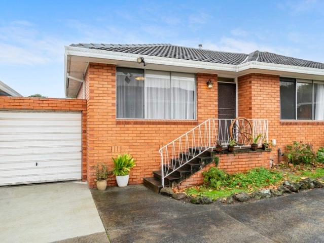 Villa for sale in Camerons Creek, Victoria