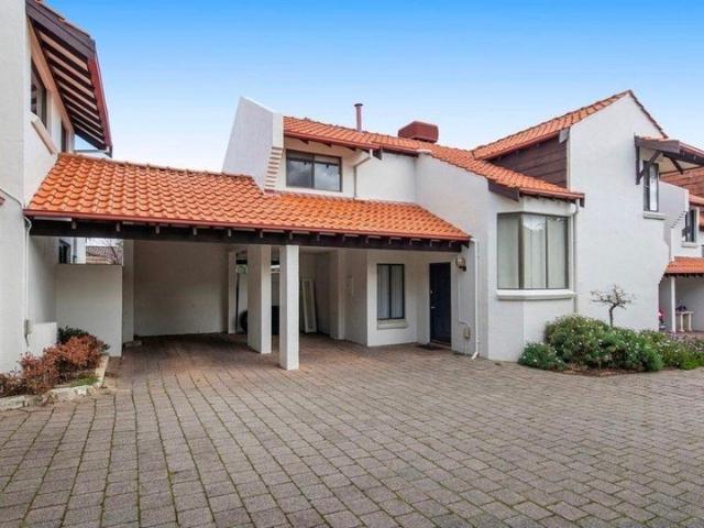 Townhouse for sale in Como, Western Australia