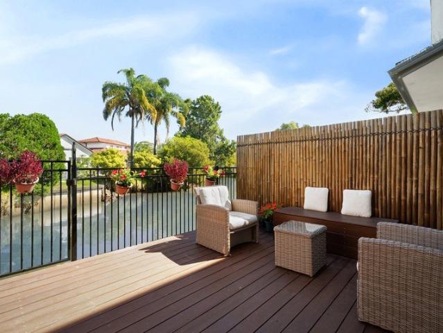 Townhouse for sale in Sutherland, New South Wales