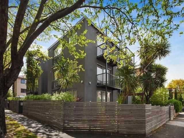 Apartment for rent in St Kilda, Melbourne