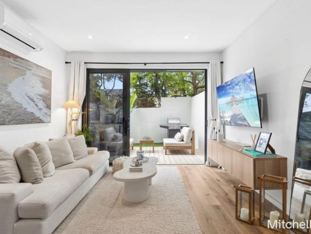 Townhouse for sale in Sutherland, New South Wales