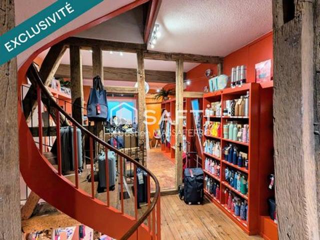 Local Commercial vente à Cosne-Cours-sur-Loire, Cosne-cours-sur-loire