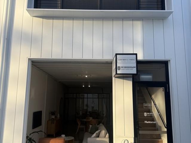 Office for rent in Burleigh Gardens, Gold Coast City