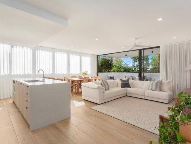 Apartment for sale in Palm Beach, Gold Coast City