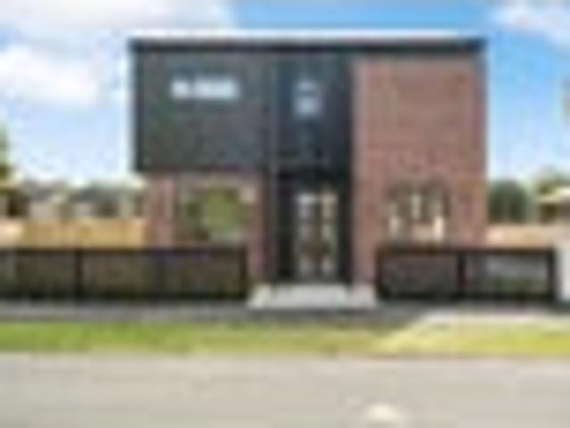 House for sale in Queenwood