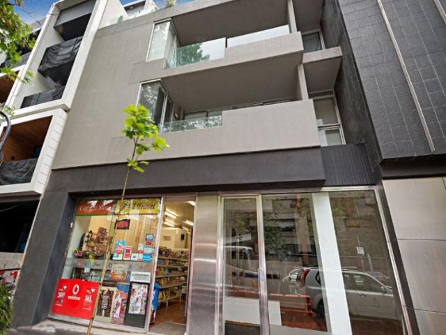 Retail for rent in Carlton, Melbourne
