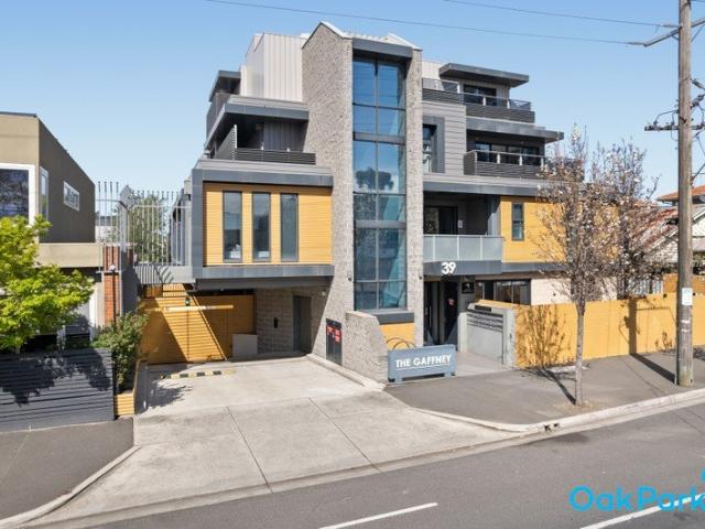 Apartment for sale in Coburg North, Melbourne