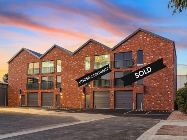 Warehouse for sale in Ballarat, Victoria